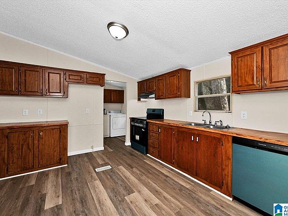 4th image of 575 Milligan Rd