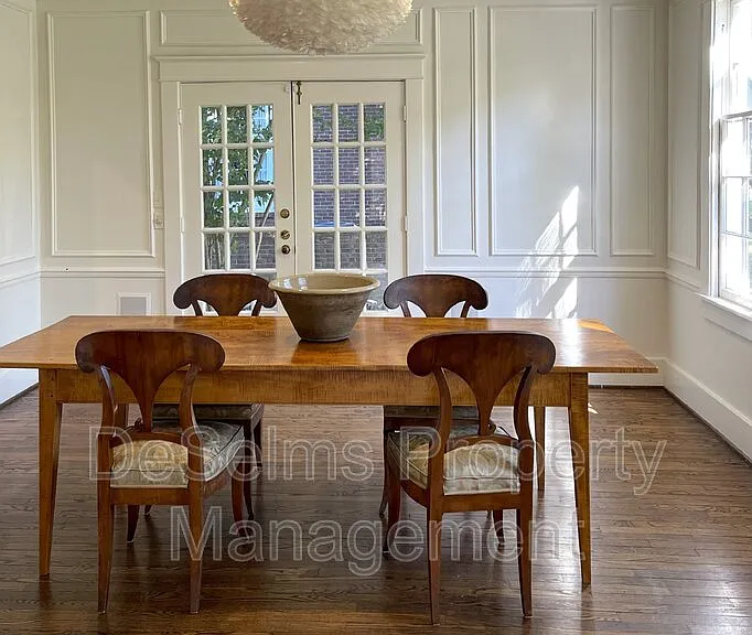 704 Timber Ln — Photo 6