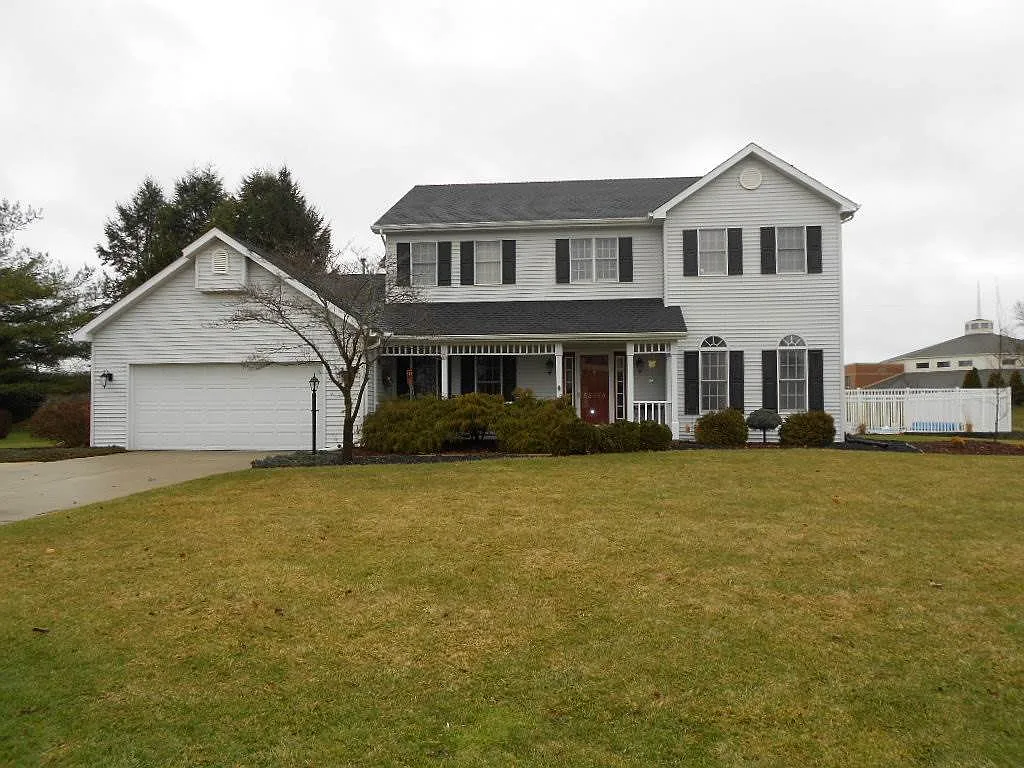 52085 S Lakeshore Dr photo 1