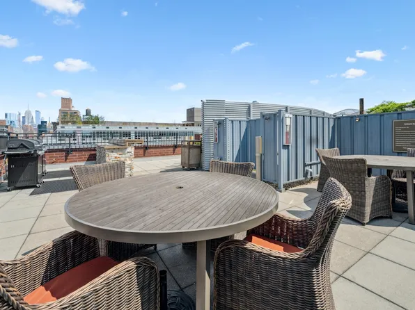 229 Chrystie Street 423J image 10 of 11