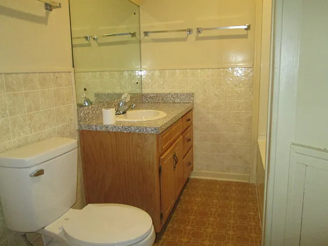 1359 N Main St #B — Photo 10