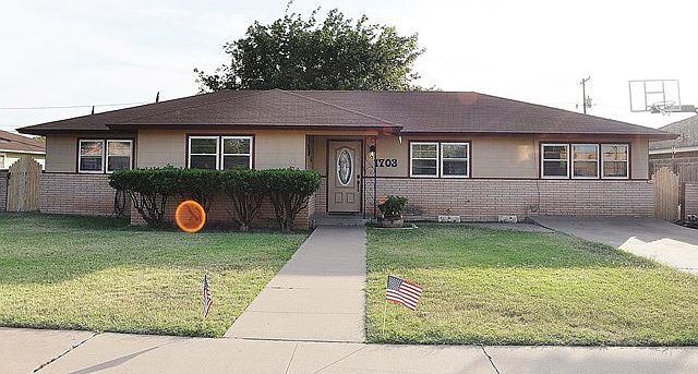 1st image of 1703 N Fort Worth St
