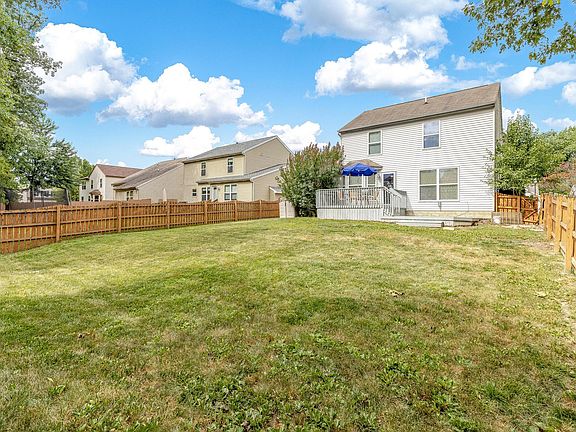 4th image of 1541 Meadowlark Ln