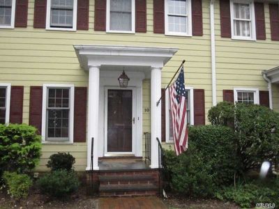10 Duke Of Gloucester Unit 10, Manhasset, NY, 11030