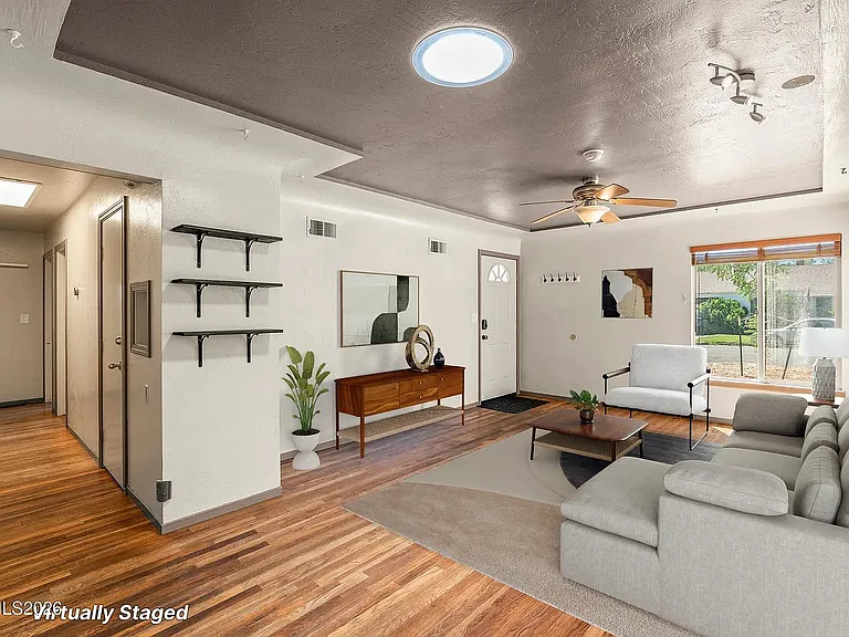 645 Grand Canyon Blvd — Photo 3