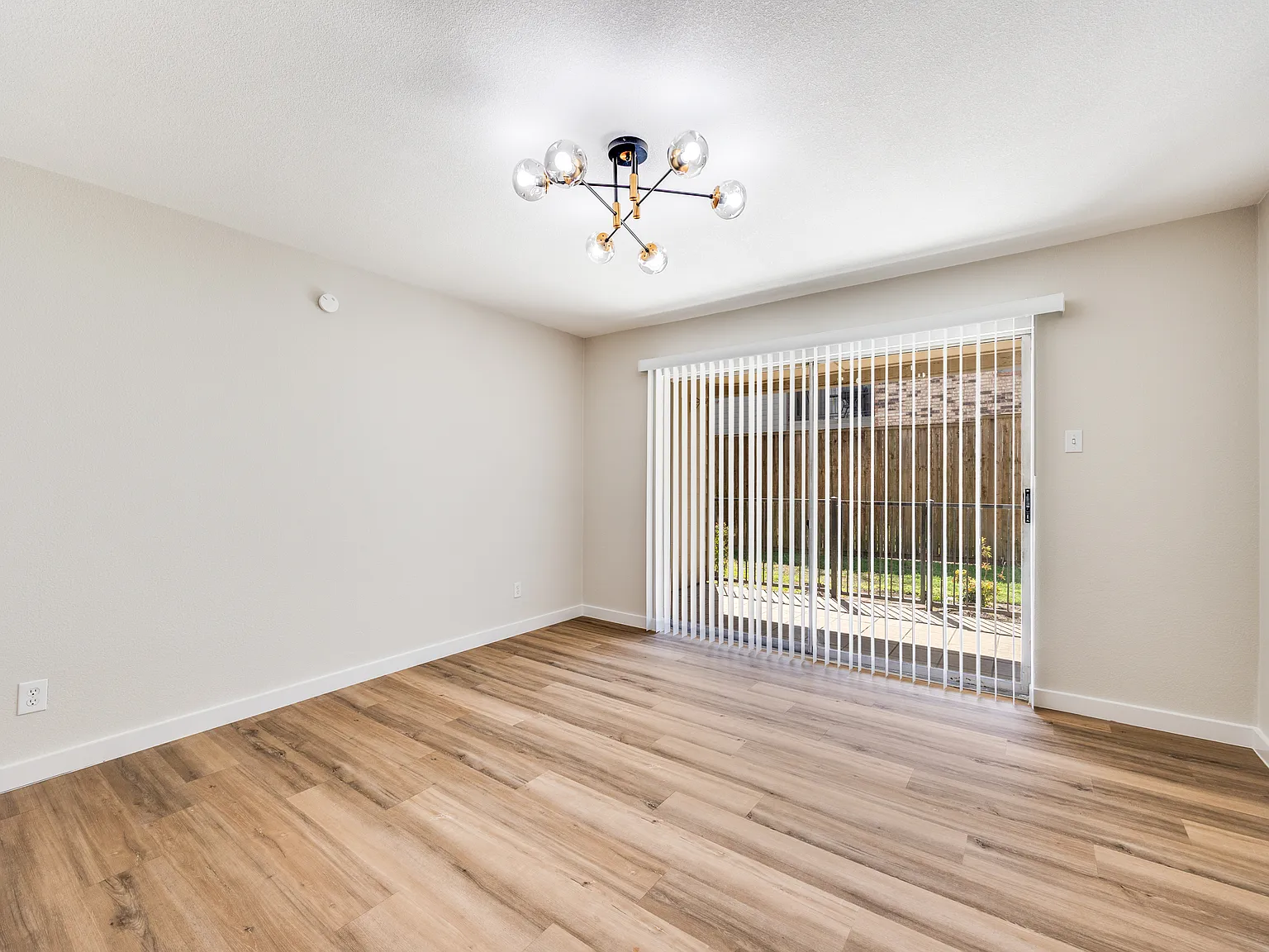 1 bed, 794 sqft, $1,510 — Photo 3