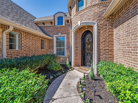 3rd image of 8443 Pitkin Rd