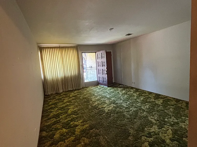 210 Benjamin Ave — Photo 4