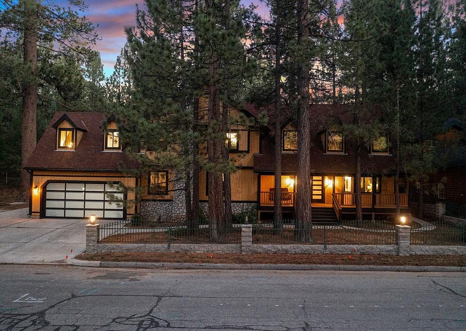 1st image of 42135 Evergreen Dr