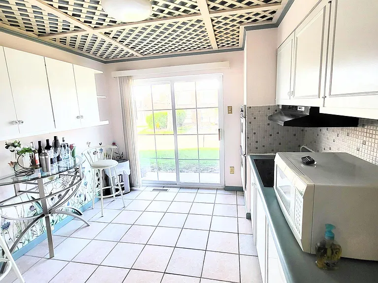 10316 Forest Brook Ln #A — Photo 19