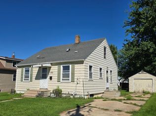 1013 4th Ave SW, Pipestone, MN 56164