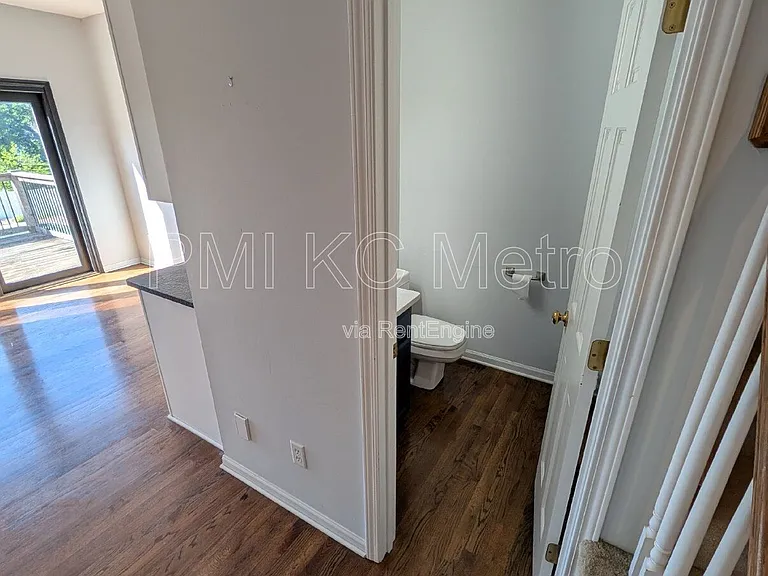 3905 SW 14th St — Photo 66