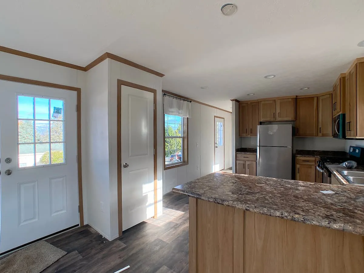 2 bed, 952 sqft, $1,500 — Photo 3