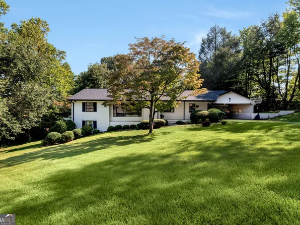 174 Maple St, Cornelia, GA 30531