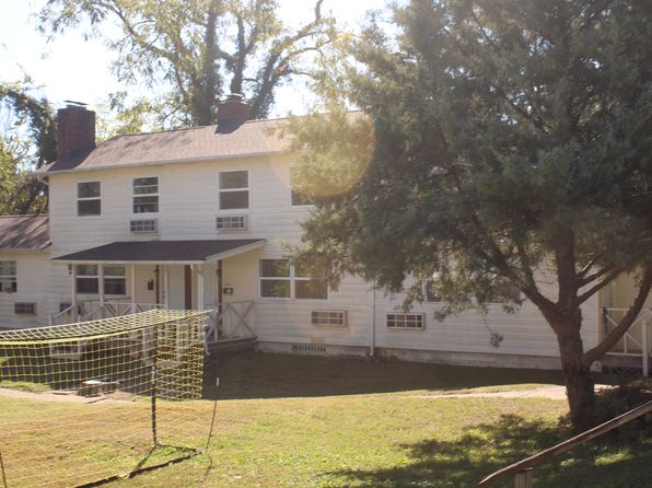 115 W Farragut Rd