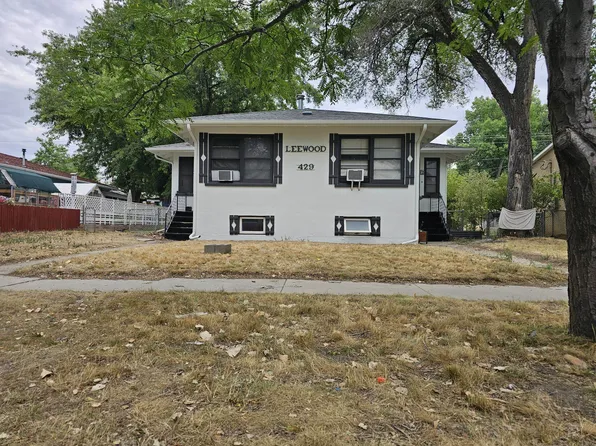 429 S 4th St #3, Douglas, WY 82633