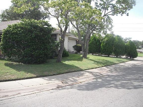 2nd image of 4101 Herndon St