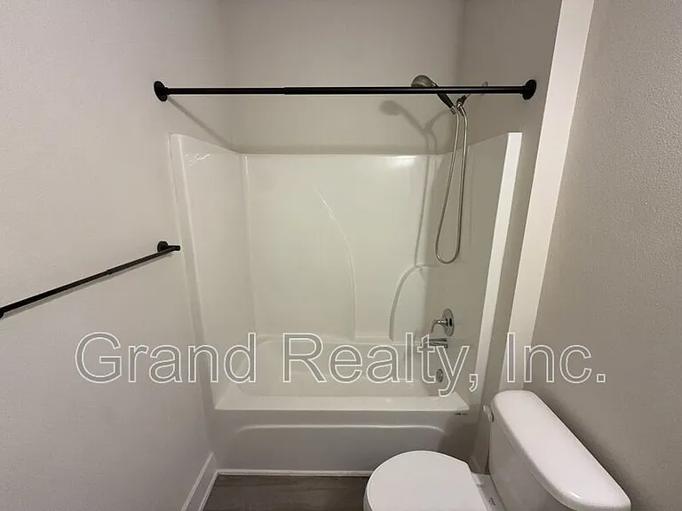 10035 Tuscan Ct — Photo 23