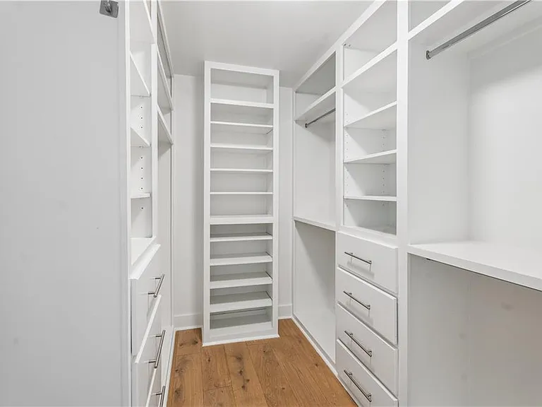 4130 Lower Roswell Rd — Photo 18