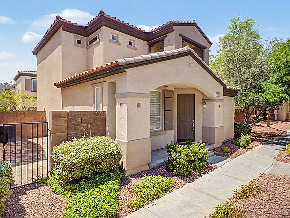 2nd image of 2435 Cordoba Bluff Ct