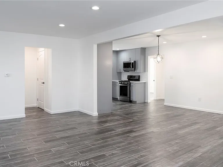 3834 W 111th St — Photo 13