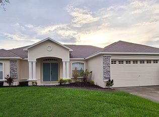 8332 Greystone Dr, Lakeland, FL 33810