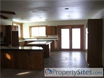 2nd image of 18130 Clarence Ave