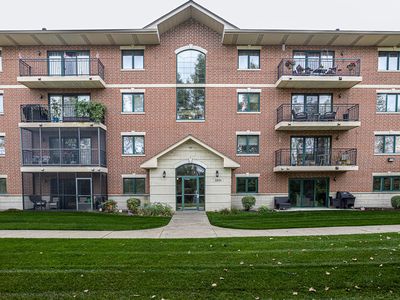 6830 W Winding Trl Unit 102, Oak Forest, IL, 60452