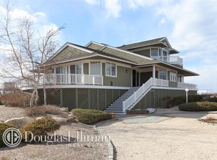 10 Meadow Sea Ln, Setauket, NY 11733