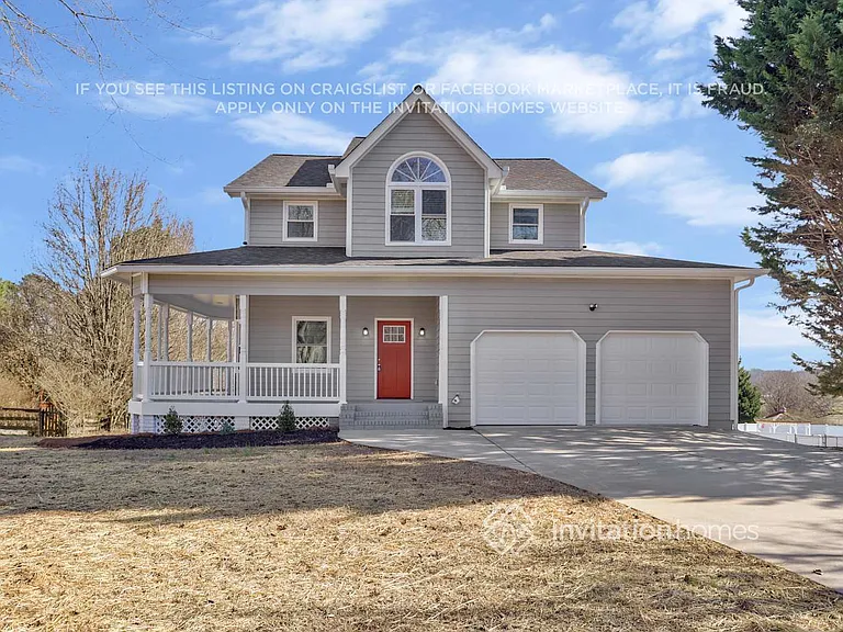 6015 Holland Dr — Photo 2