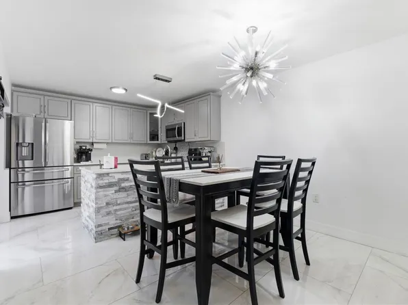 1017 10th Way, West Palm Beach, FL