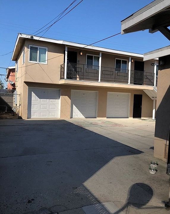 1st image of 1707 W 81st St