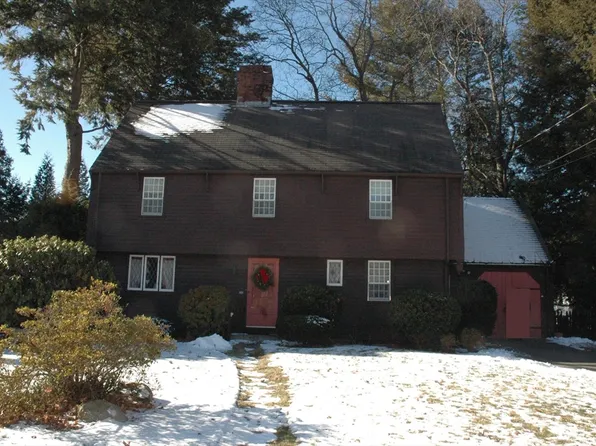 32 Marmion Rd, Melrose, MA 02176