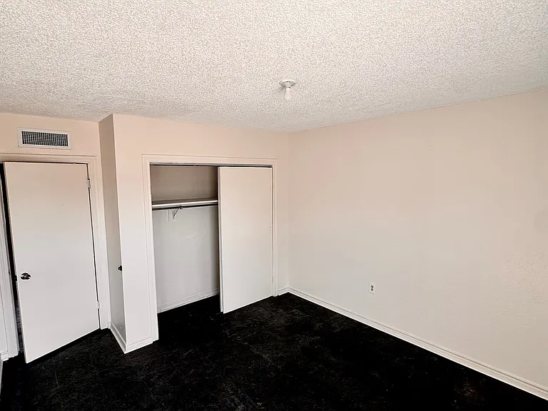 3698 Vander Veer Dr #A-79938 — Photo 6