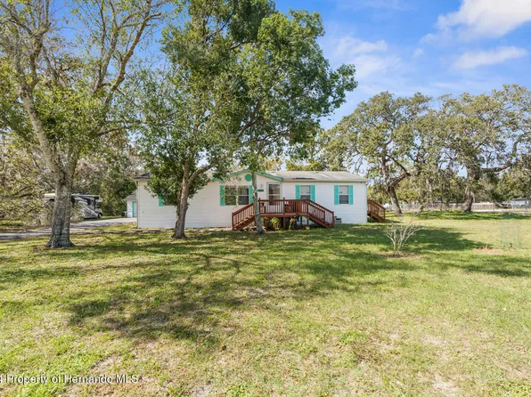 17741 Nicks Dr, Spring Hill, FL 34610