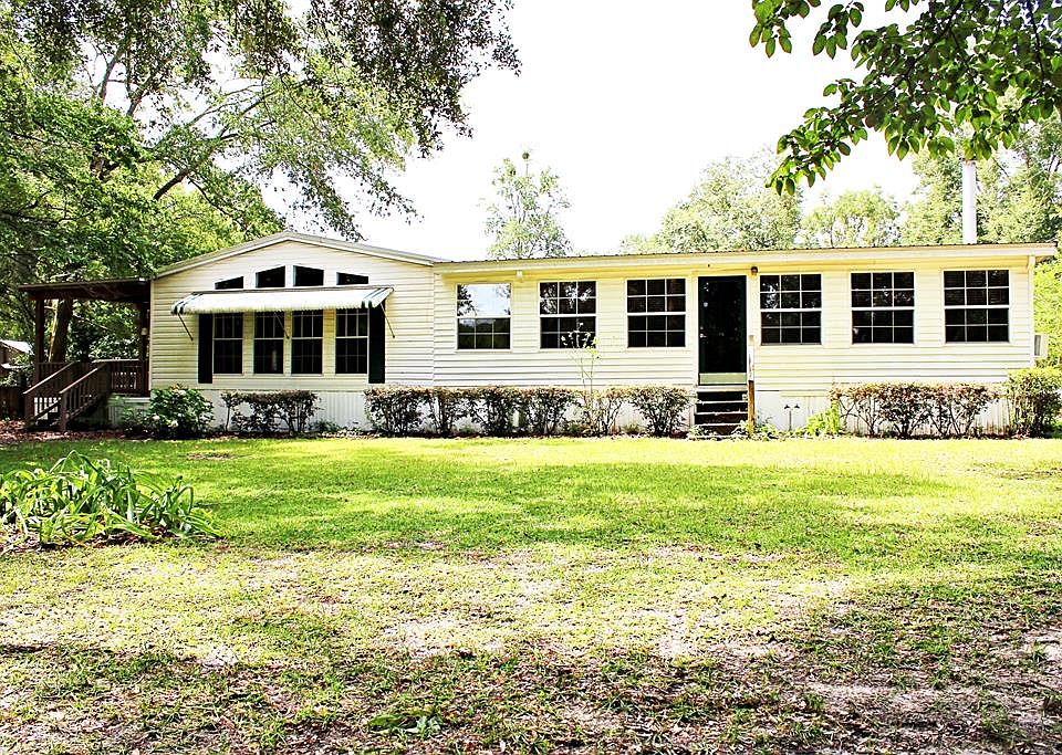 1st image of 138 NE Suwannee River Dr