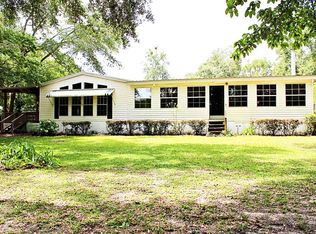 138 NE Suwannee River Dr, Mayo, FL 32066