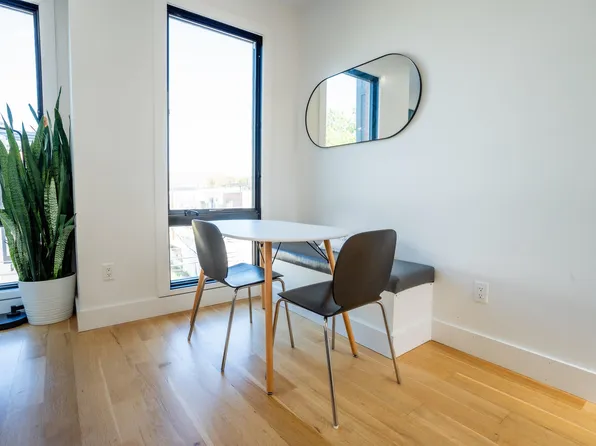 11 Irving Street image 5 of 21