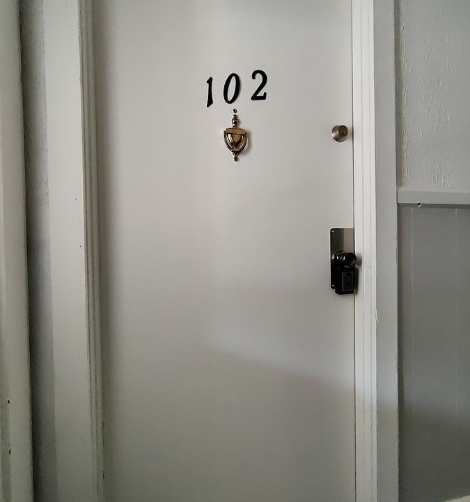 1st image of 508 Lincoln Ave #102