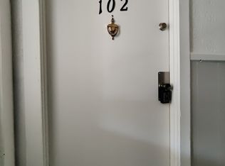 508 Lincoln Ave #102, Ingleside, IL 60041