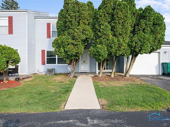 2nd image of 3698 Lakepointe Dr