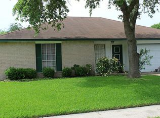 10110 Quiet Hill Rd, La Porte, TX 77571