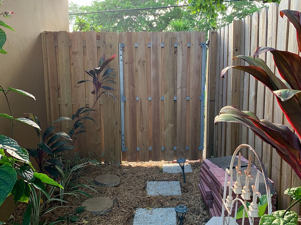 1st image of 2219 N 40th Ave