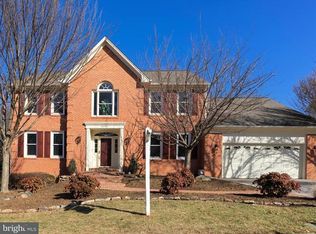 14114 Rock Canyon Dr, Centreville, VA 20121