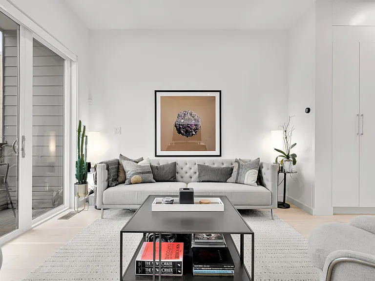 146A S St NW — Photo 11