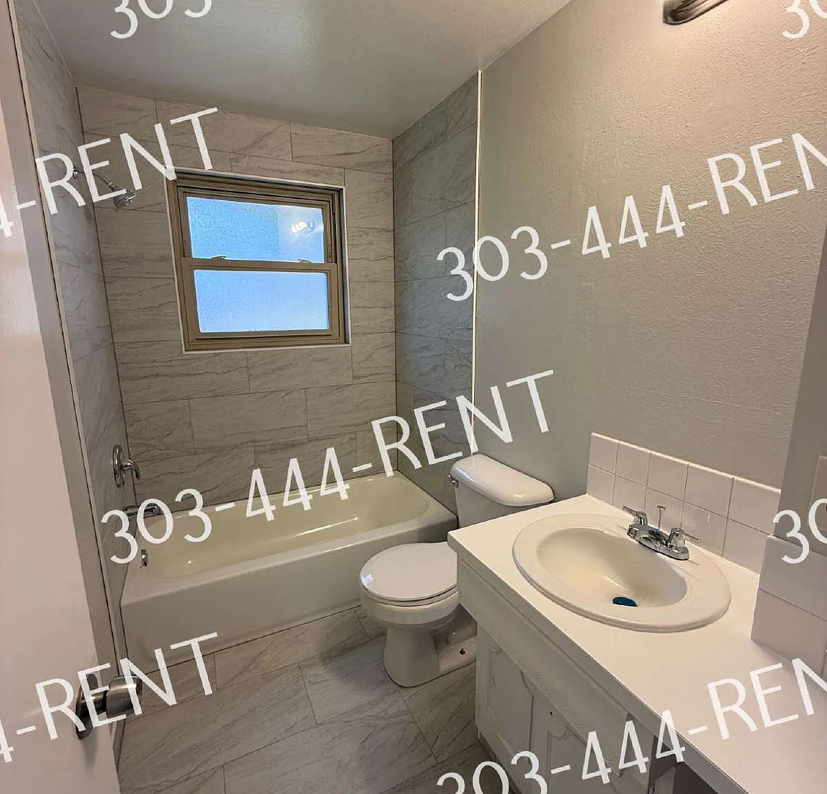 4 bed, 2.0 bath, 1950 sqft, $2,695 — Photo 4