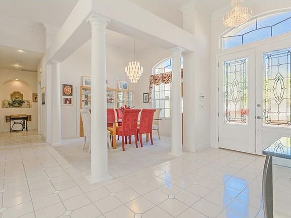 3rd image of 346 Fairway Pointe Cir