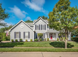 1217 Hillcrest Field Dr, Chesterfield, MO 63005