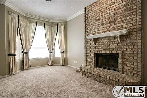 4th image of 2128 Stoneridge Dr