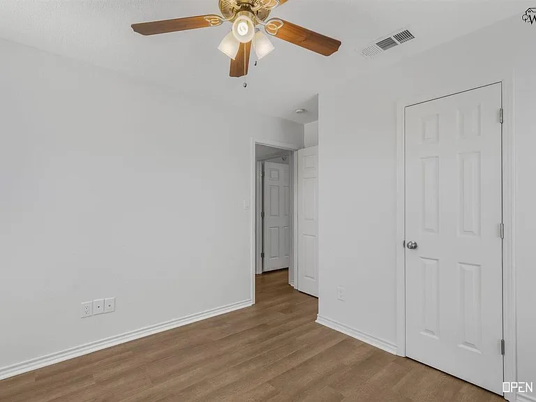 5 Worthington Ct — Photo 28